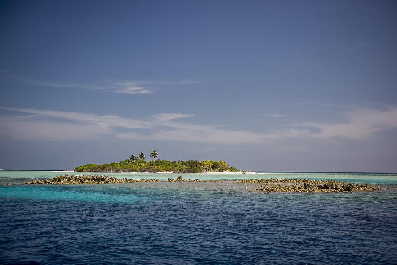 Detour Beach View Hangnaameedhoo Екстериор снимка