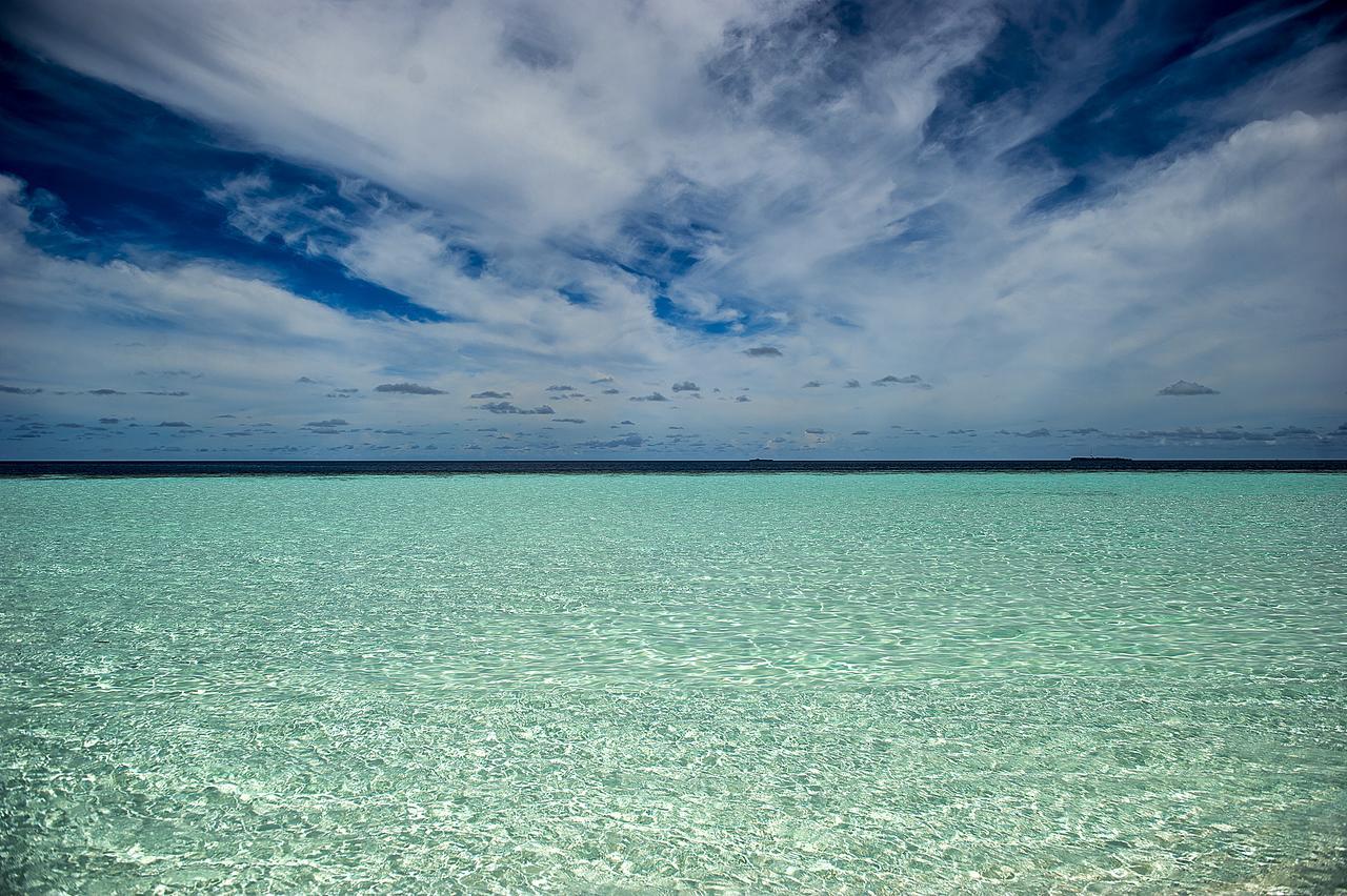 Detour Beach View Hangnaameedhoo Екстериор снимка